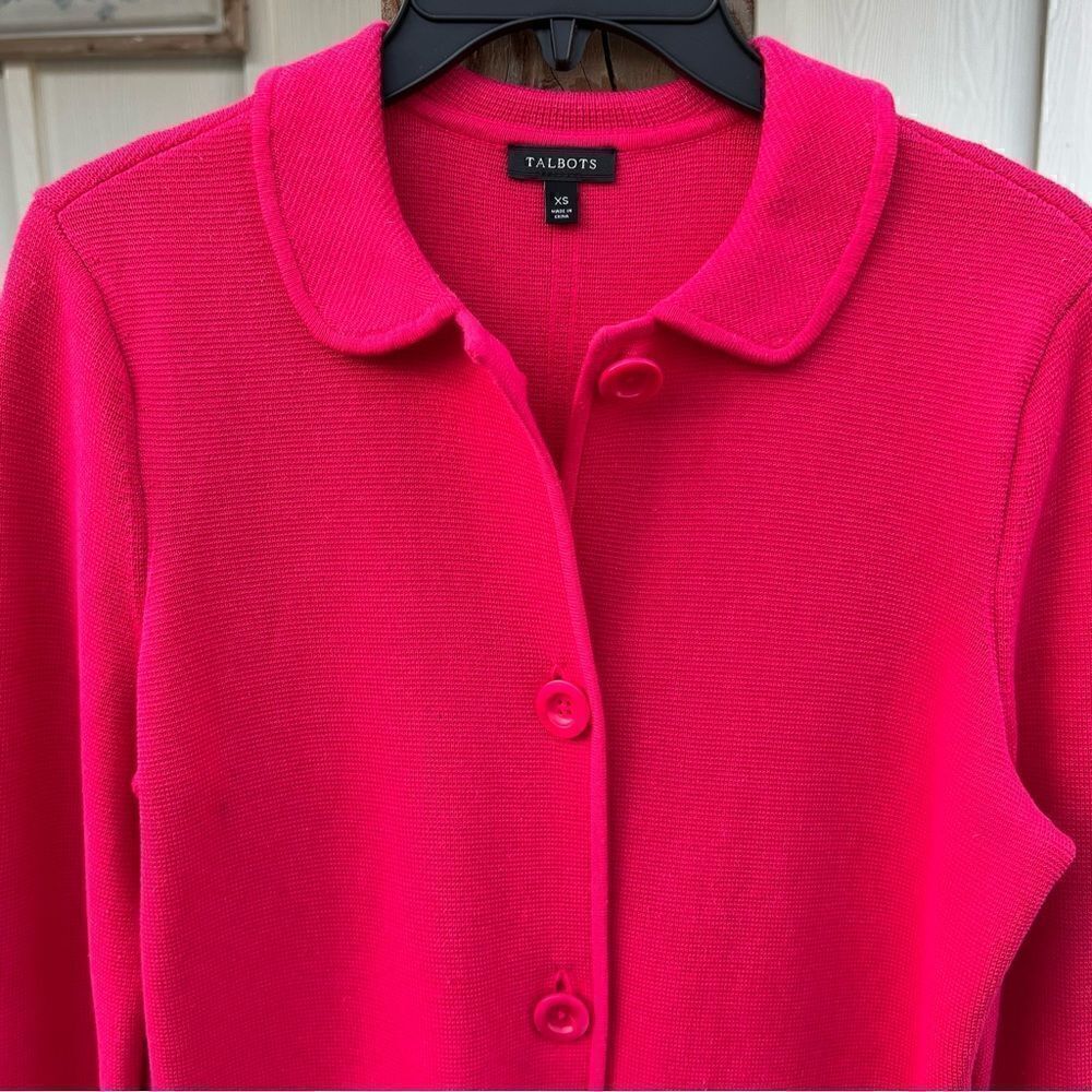 Talbots Hot pink/Melon Colored Button up Jacket with front pockets (LIKE NEW!) - Picture 2 of 11
